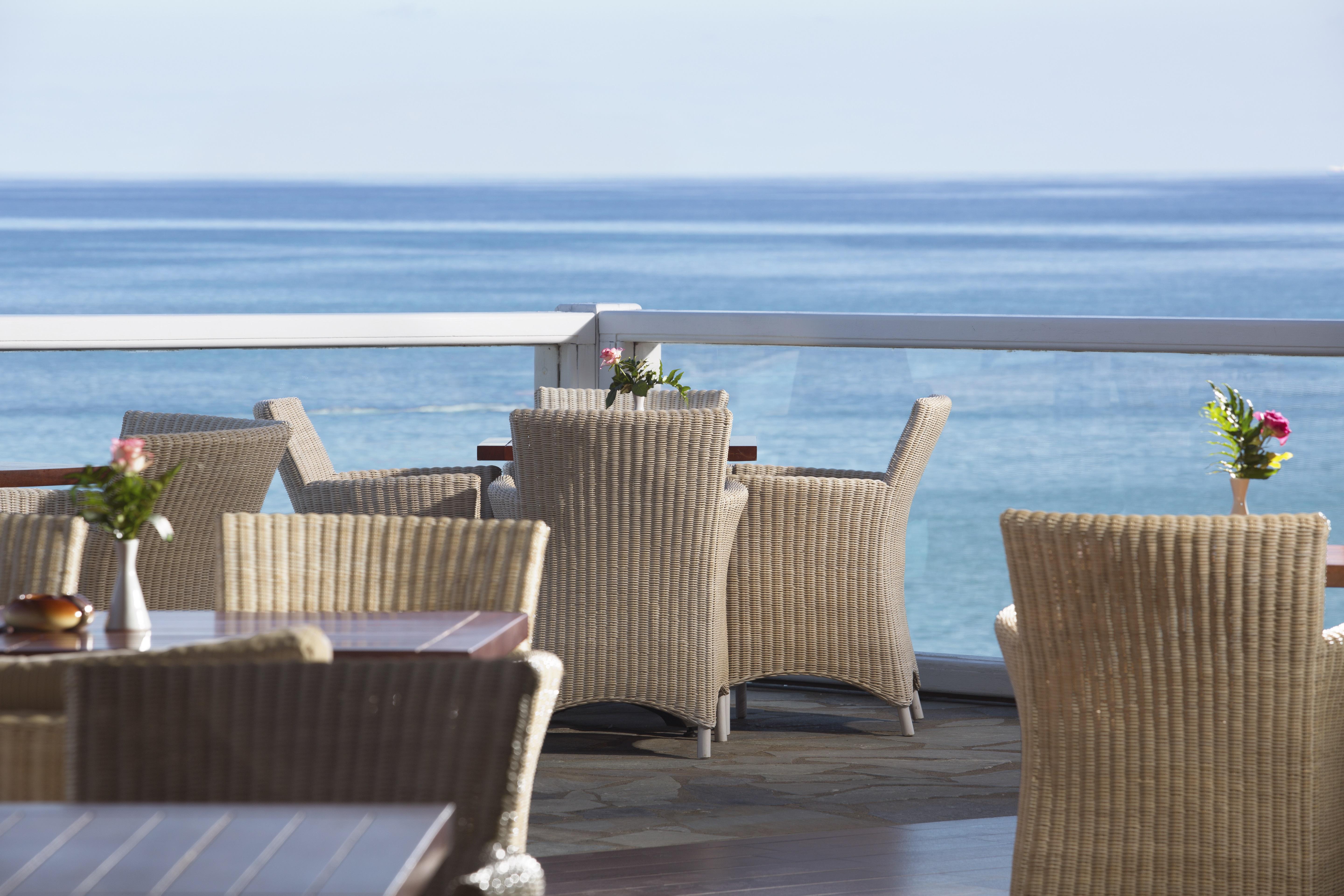 Alexander Beach Hotel & Village Resort Малиа Экстерьер фото