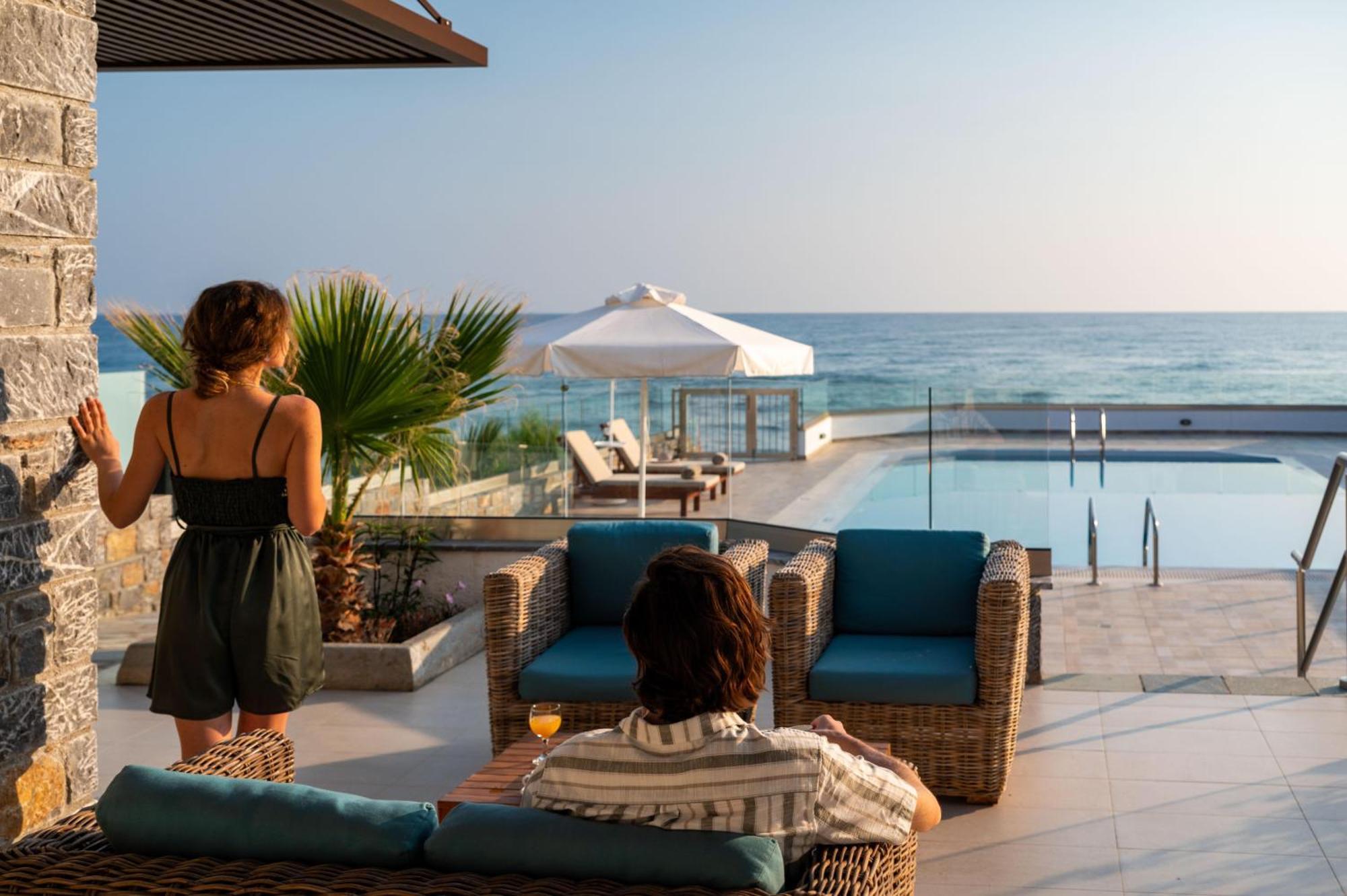 Alexander Beach Hotel & Village Resort Малиа Экстерьер фото