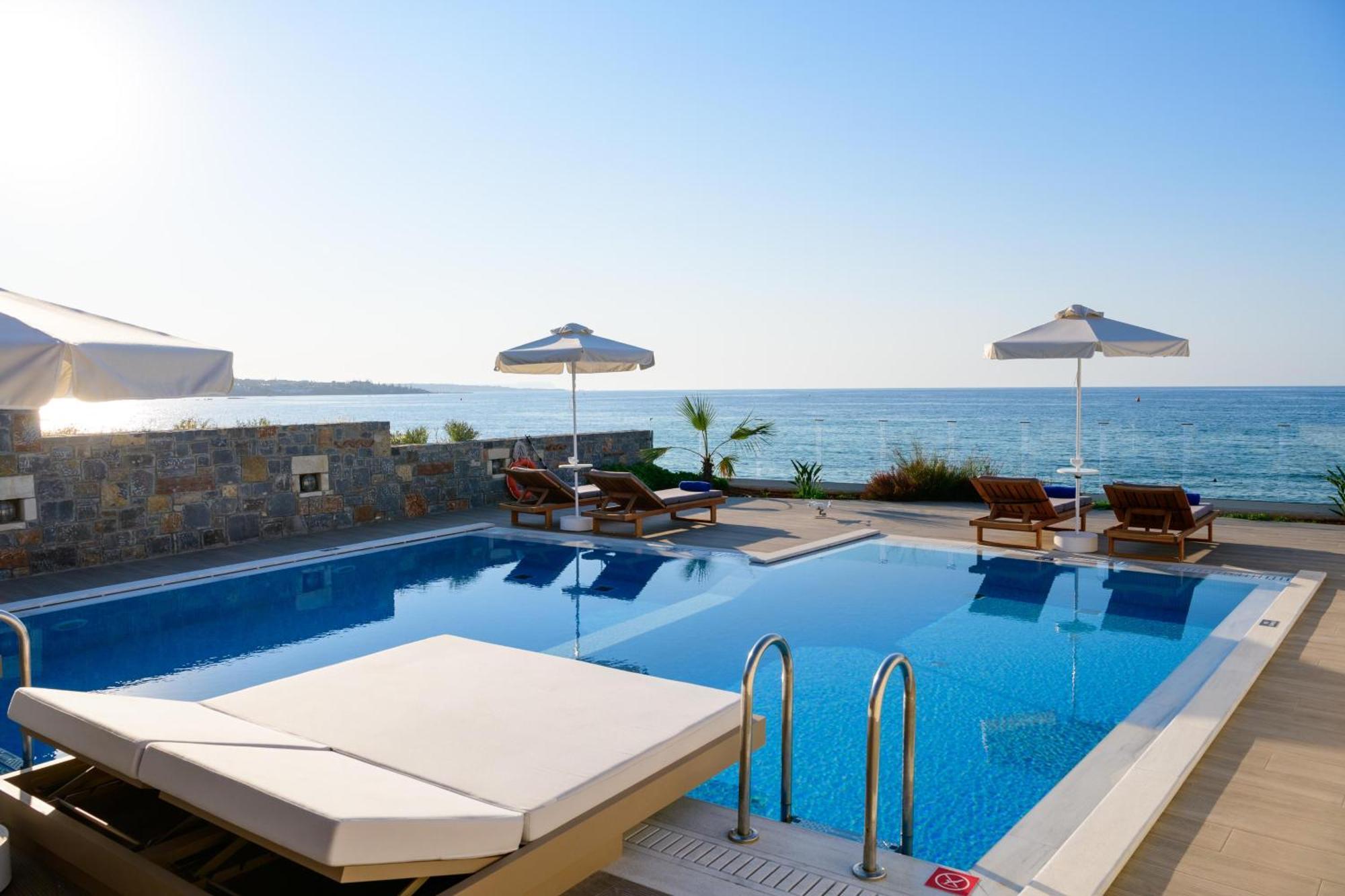 Alexander Beach Hotel & Village Resort Малиа Экстерьер фото
