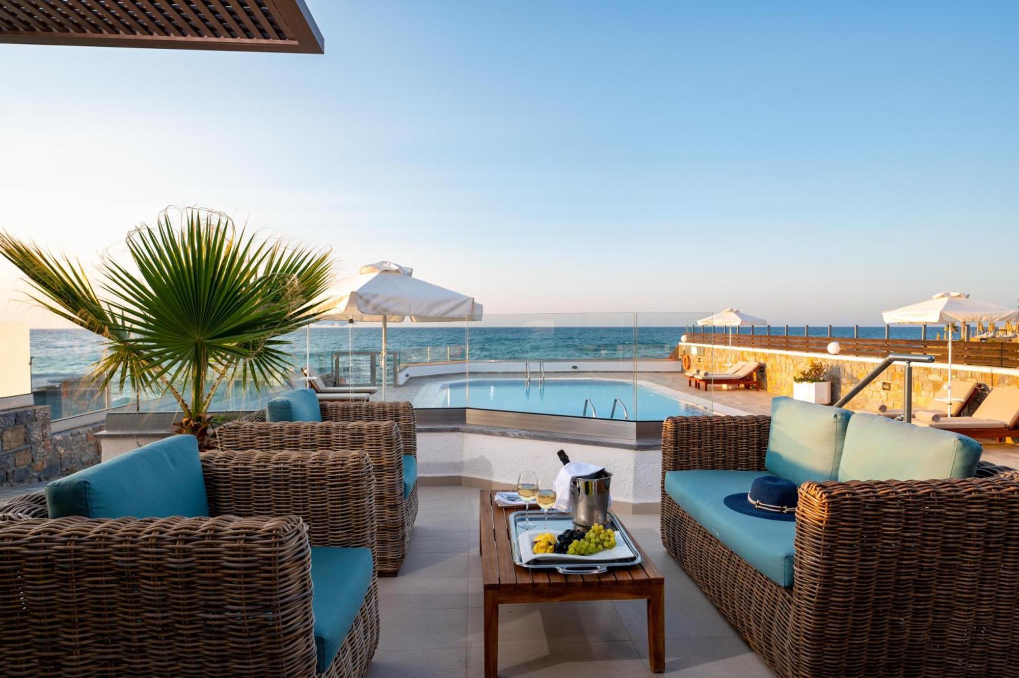Alexander Beach Hotel & Village Resort Малиа Экстерьер фото
