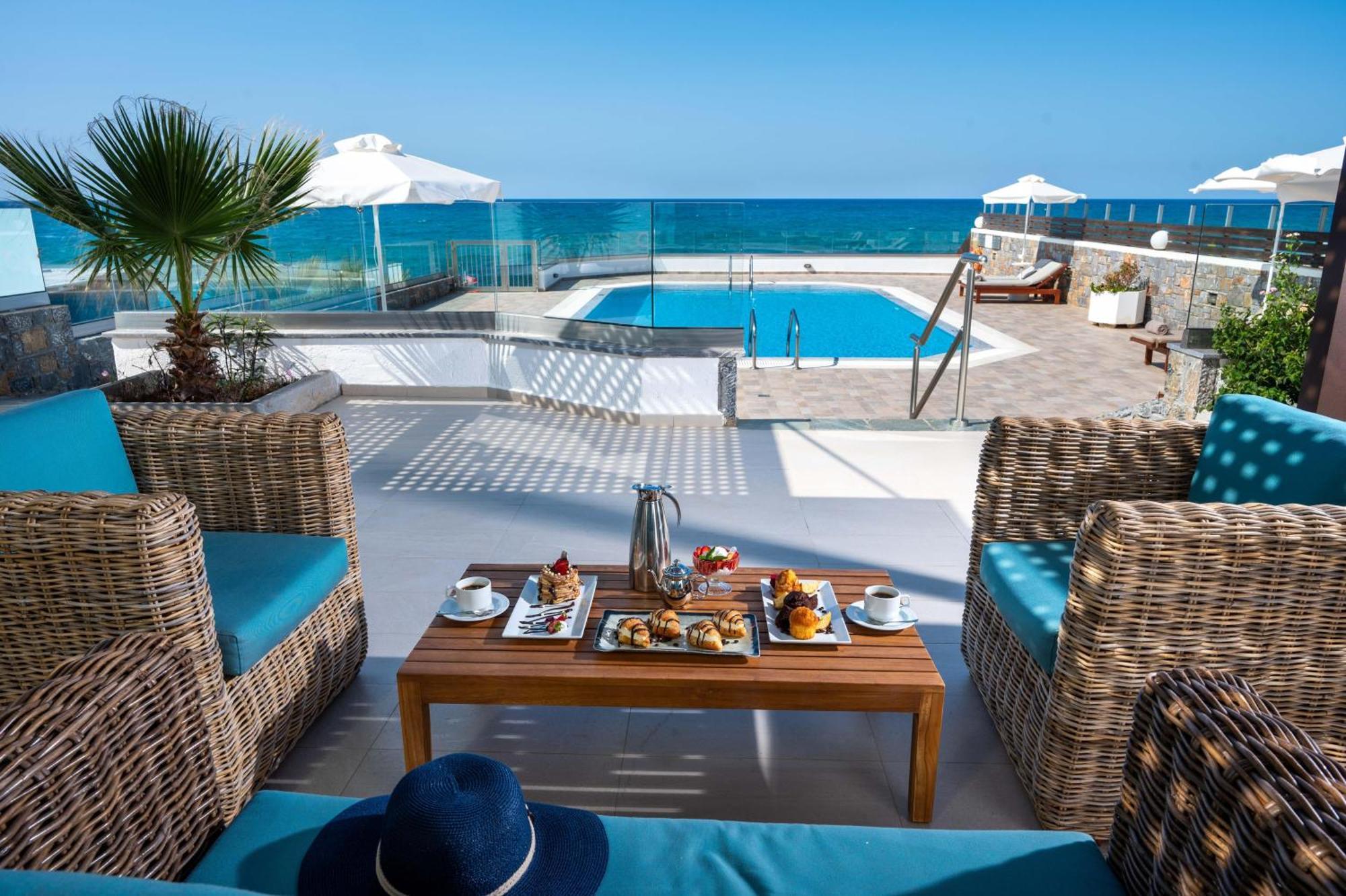 Alexander Beach Hotel & Village Resort Малиа Экстерьер фото
