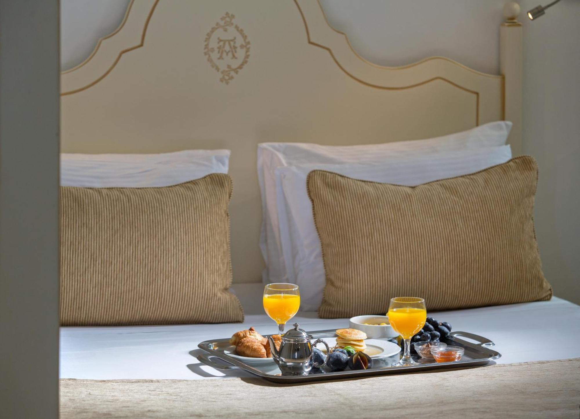 Alexander Beach Hotel & Village Resort Малиа Экстерьер фото